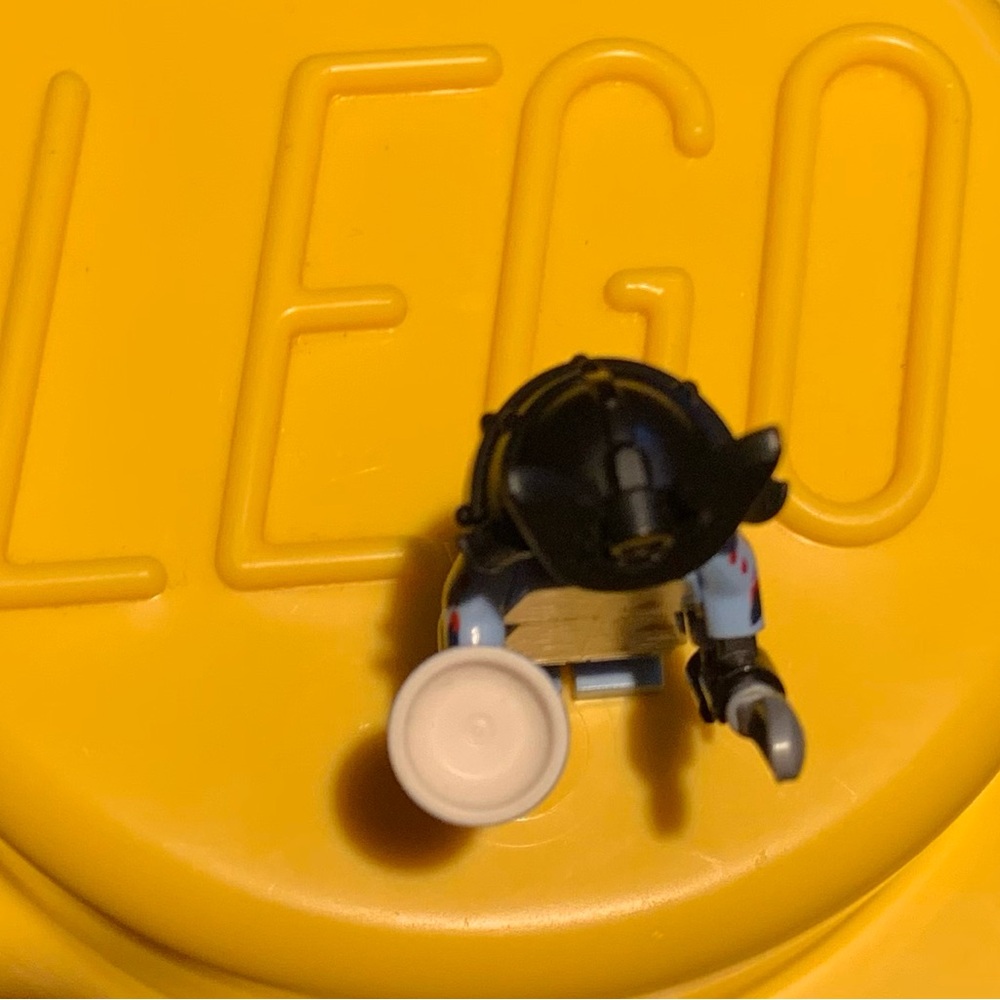 Lego Volcano Garmadon Minifigure - Picture 5 of 10